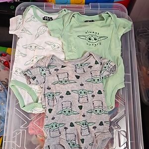 Three Star Wars Grogu set